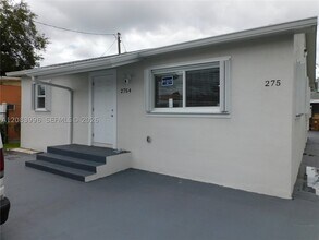 Building Photo - 2754 NW 26th St