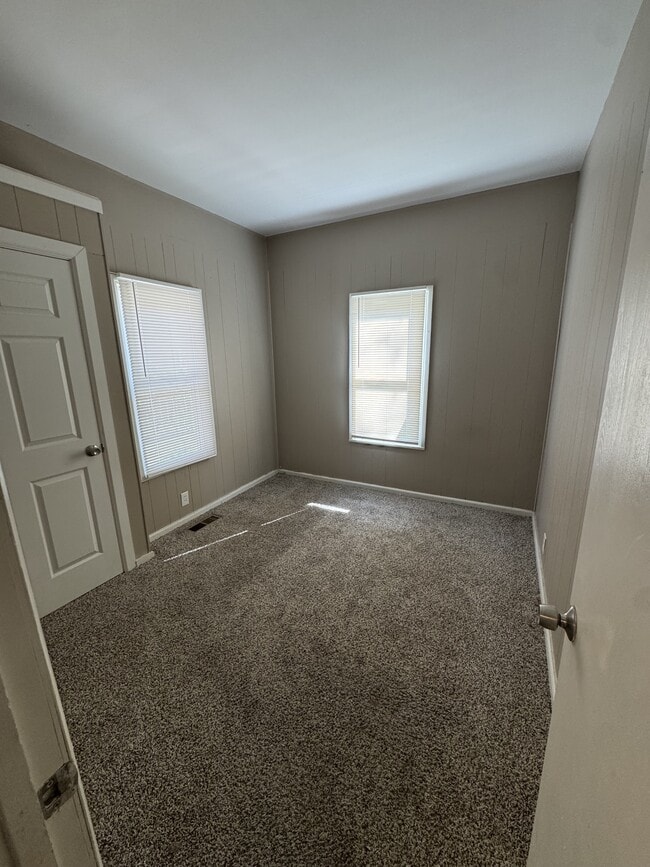 Photo - 206 N Sutphin St House