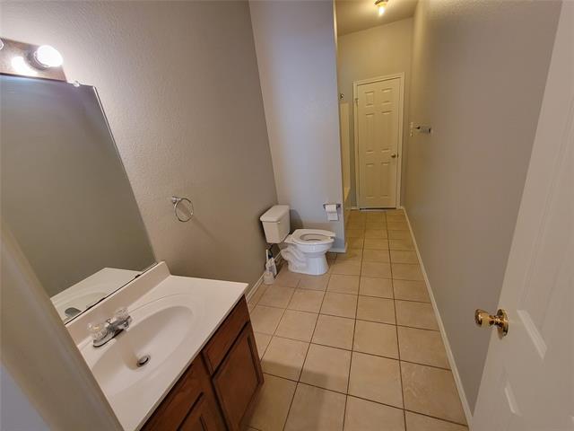 Building Photo - 3136 Deleon Dr