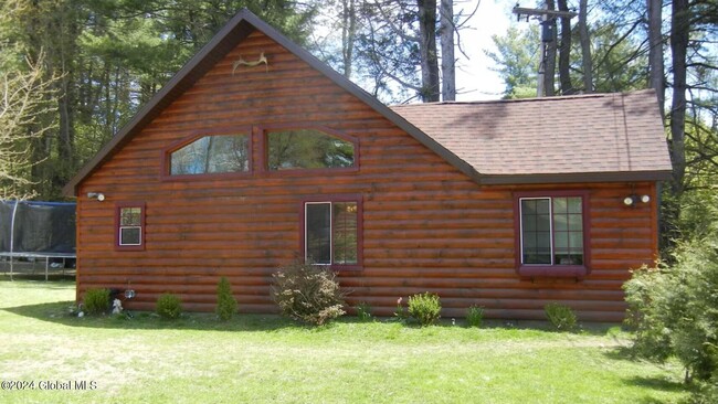 Building Photo - 138 Camp Rd
