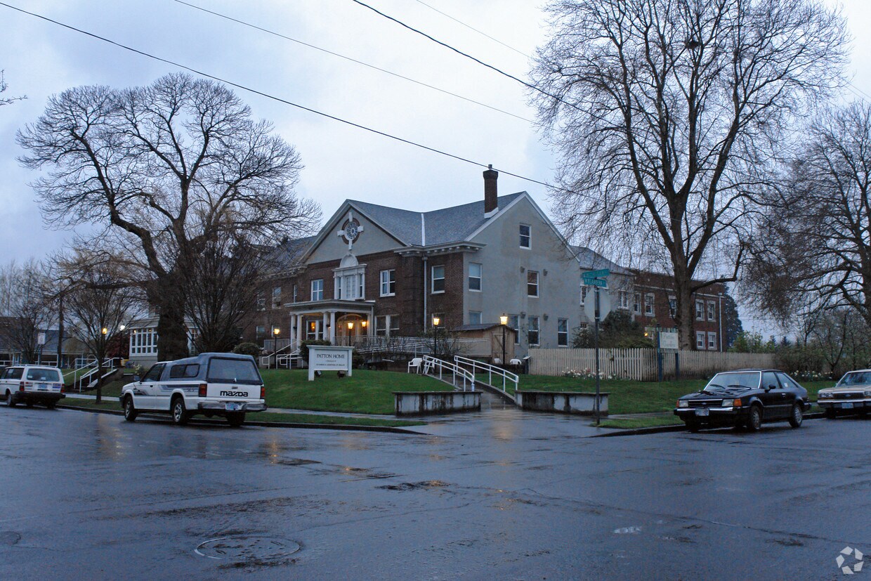Building Photo - Patton Home