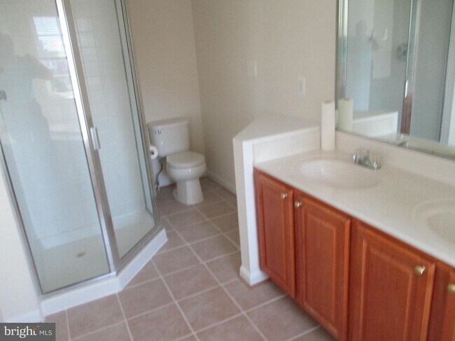 Building Photo - 12005 Kemps Landing Cir