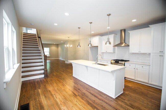 Foto del edificio - 1822 10th Ave N