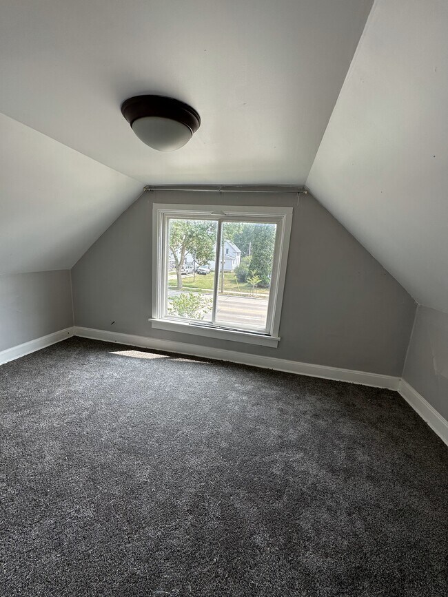 Foto del edificio - 519 4th Ave NW