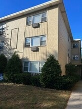 Building Photo - 711 Austin St