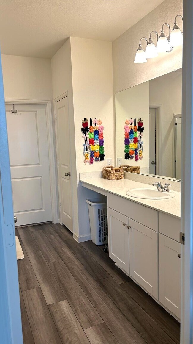 Foto del edificio - 3992 Fringe Tree Ln