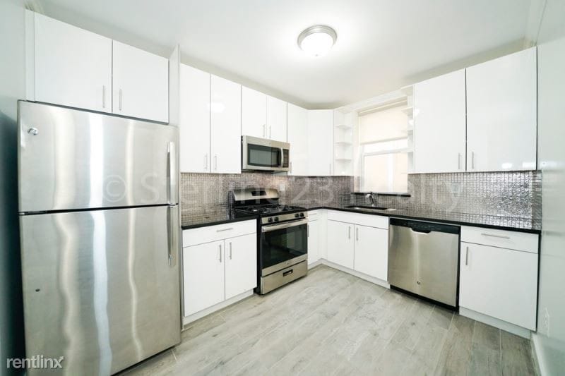 Primary Photo - 2 br, 1 bath Apartment - 25-03 24th Ave
