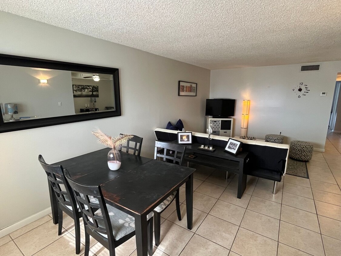 Spacious 1 Bedroom/1,5 Bathroom furnished ... - Spacious 1 Bedroom/1,5 Bathroom furnished ...