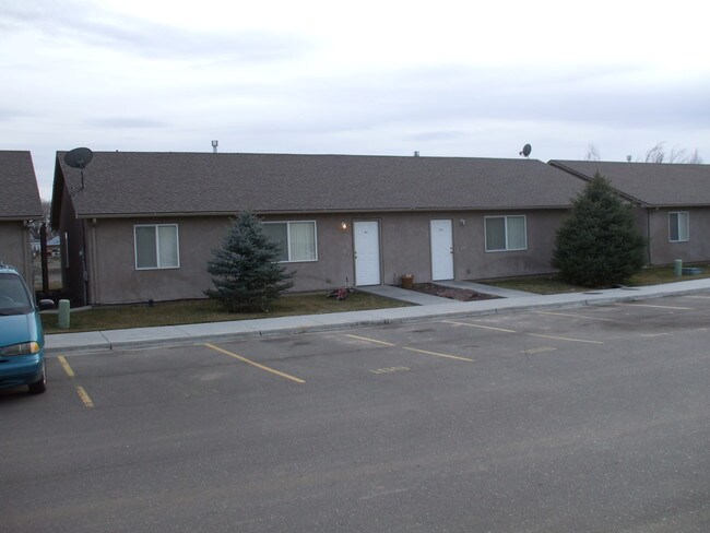 Building Photo - 1009 E Kuna Rd