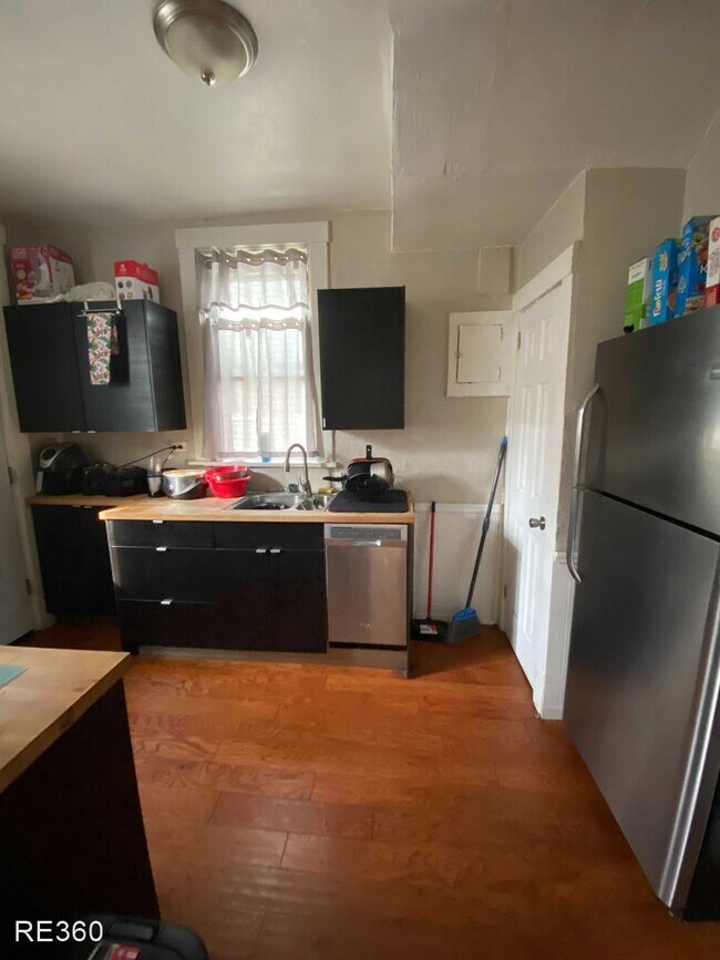 Building Photo - 2 br, 1 bath House - 36 Pasadena St Mt Was...