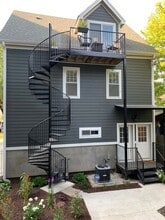 Building Photo - 2658 W Homer St