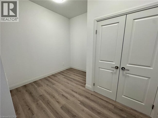 Photo du bâtiment - 1333 Weber St E