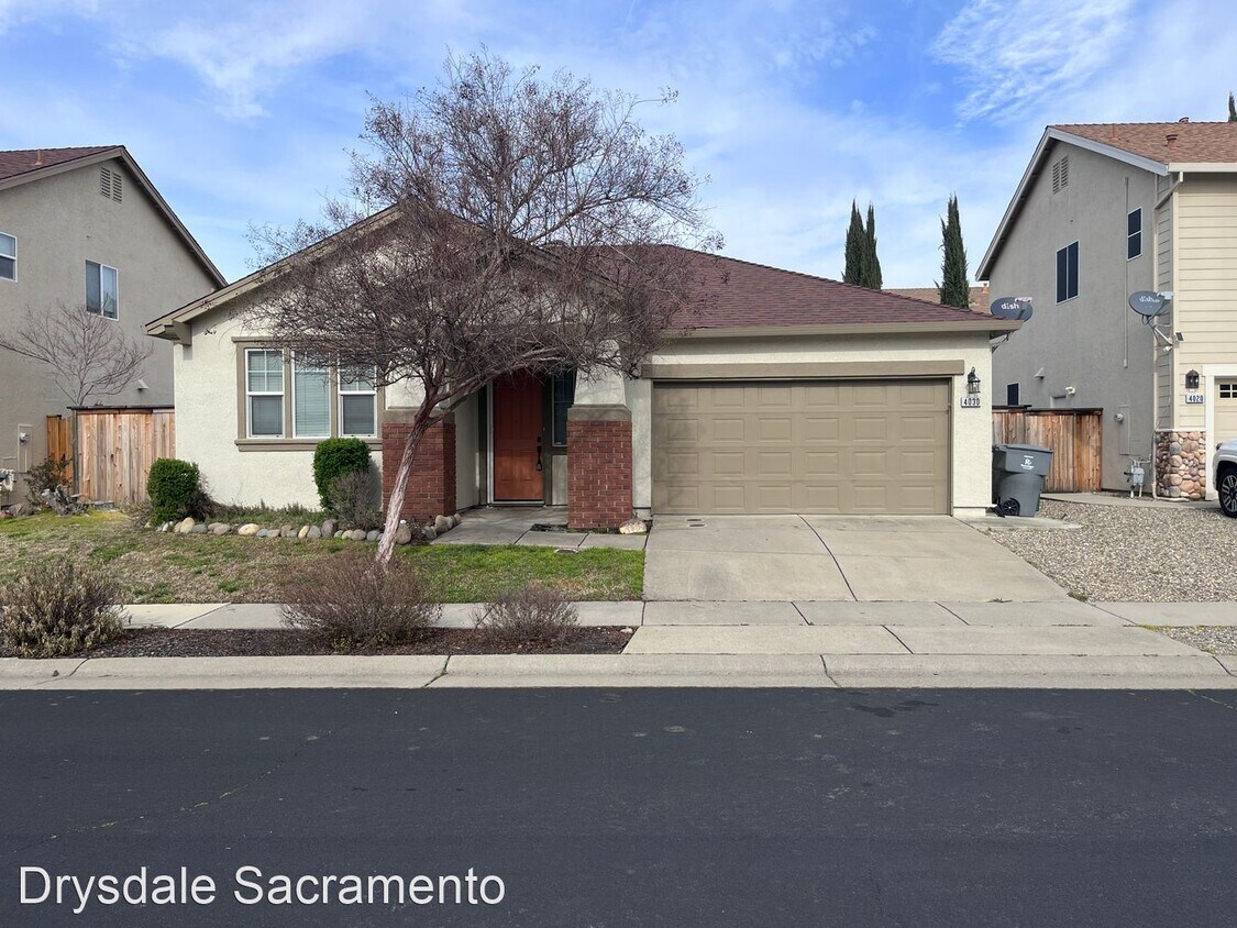 Foto principal - 2 br, 2 bath House - 4030 Pauline Circle