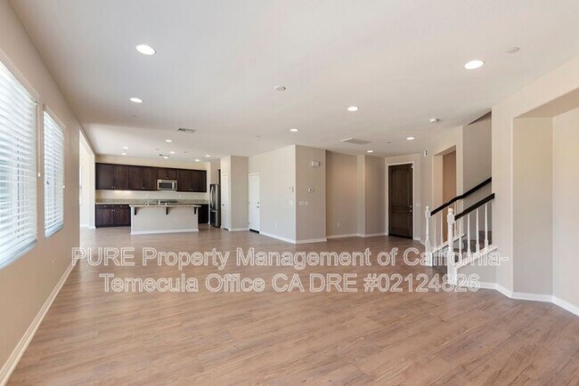 Foto del edificio - 37270 Whispering Hills Dr
