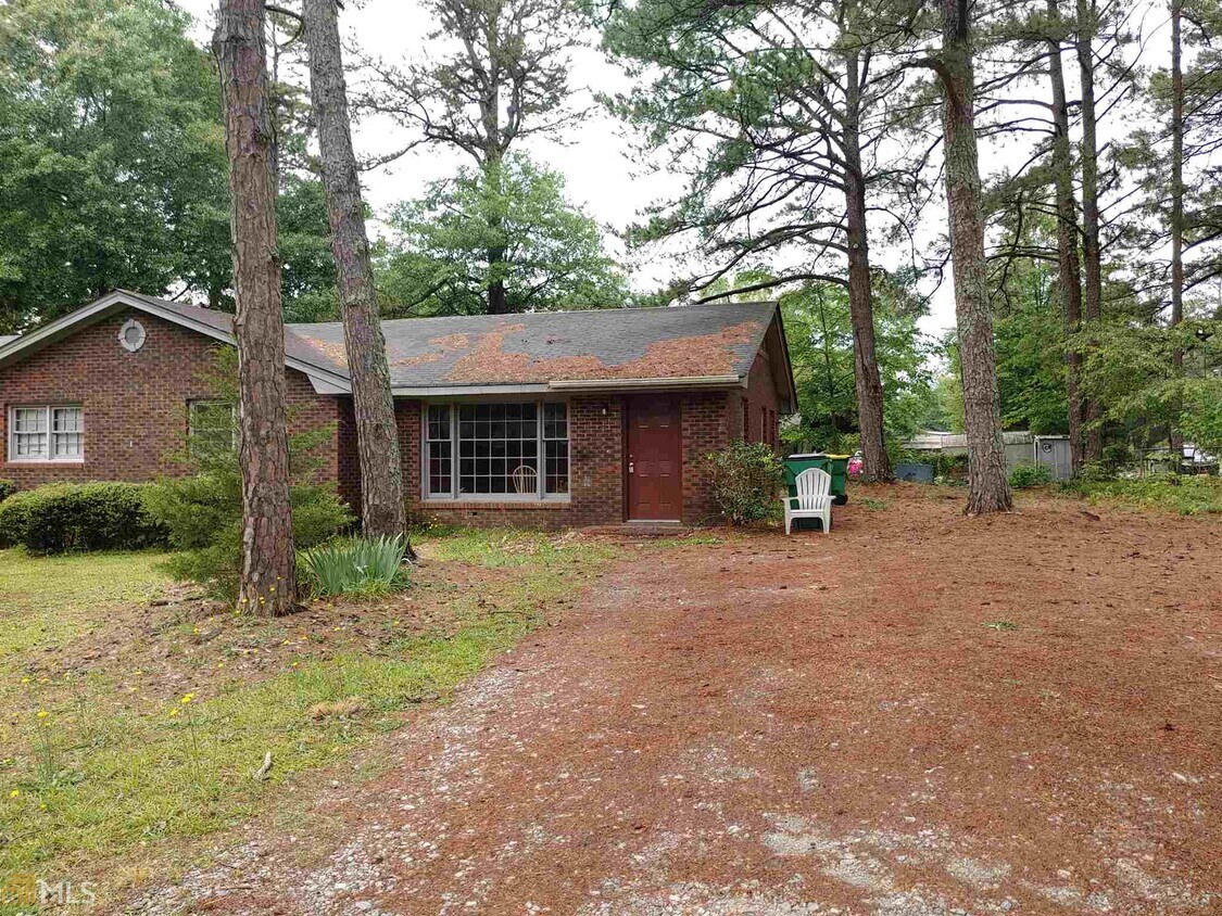 Primary Photo - 354 Emily Cir