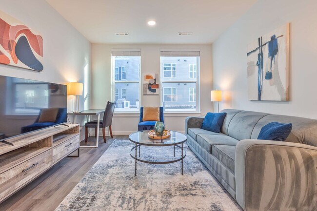 Building Photo - 305 Winter St