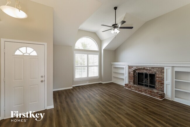 Foto del edificio - 15049 W 145th St