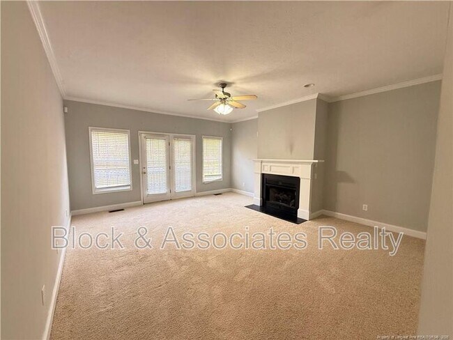 Foto del edificio - 183 Wildwood Dr