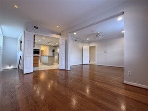 Building Photo - 2813 Saint St