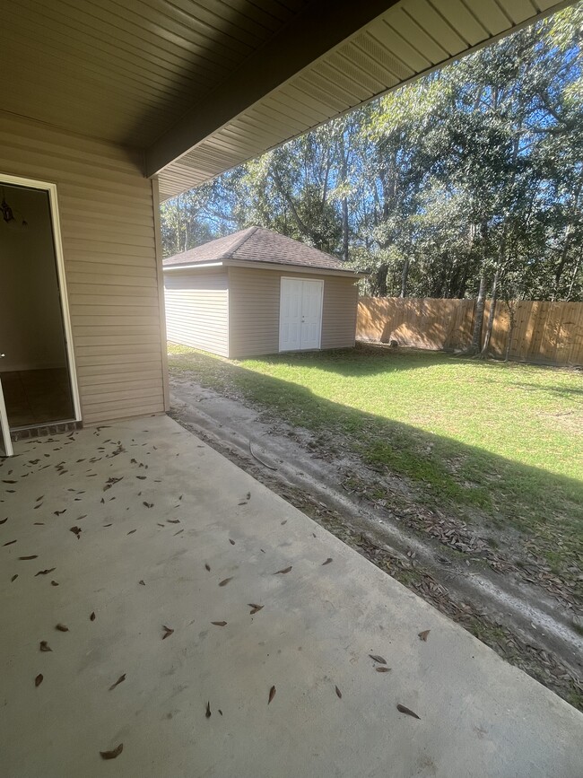 Backyard Shed - 110 Sawmill Creek Rd