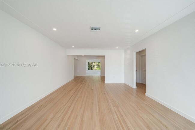 Foto del edificio - 47 Oviedo Ave