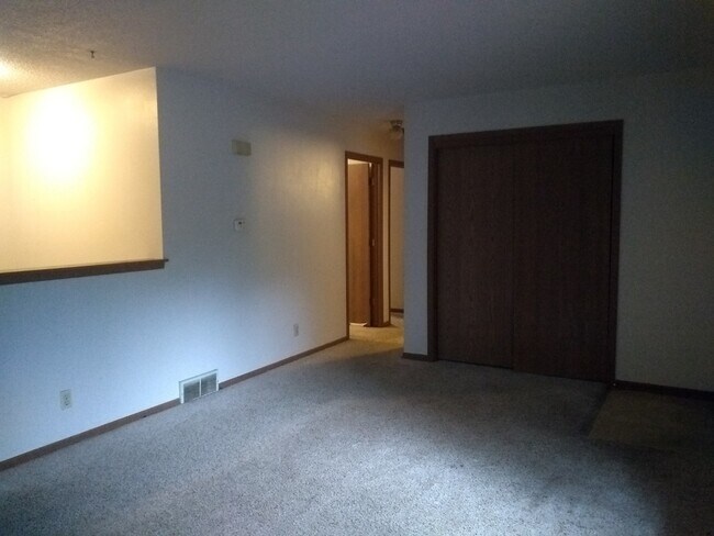 Foto del edificio - South Franklin Apartments