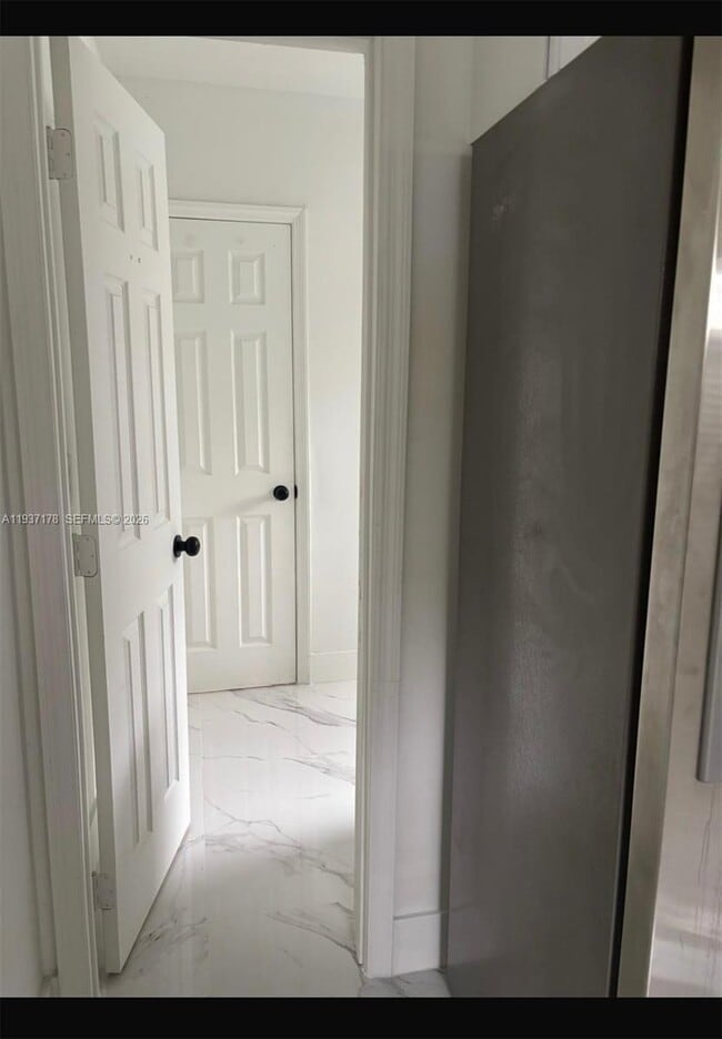 Building Photo - 3101 SW 22nd Ct