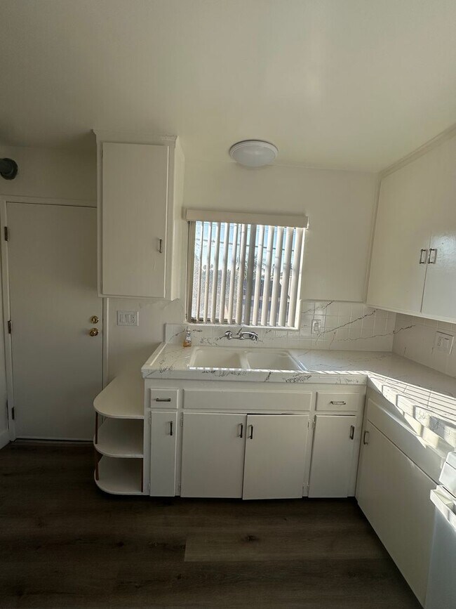 Foto del edificio - 4638-40.5 36th St