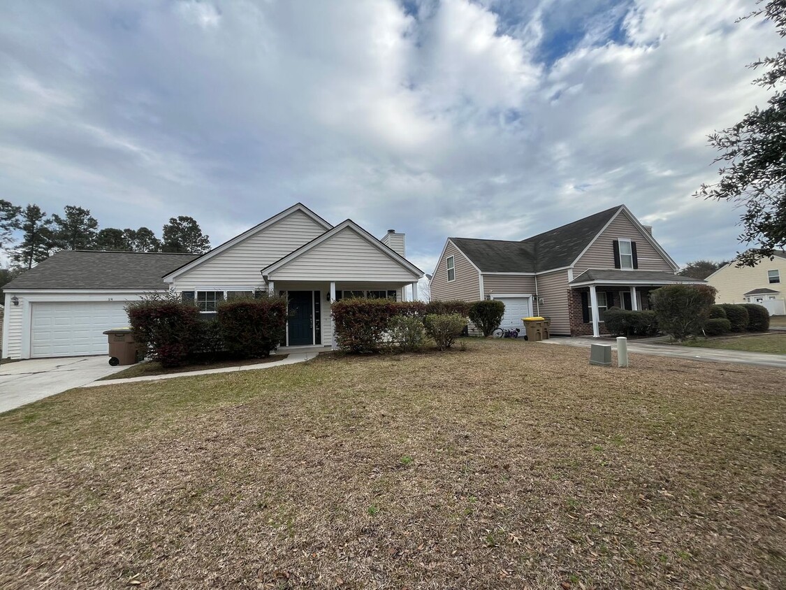 Foto principal - Coming Soon: Three Bedroom House in Pooler...