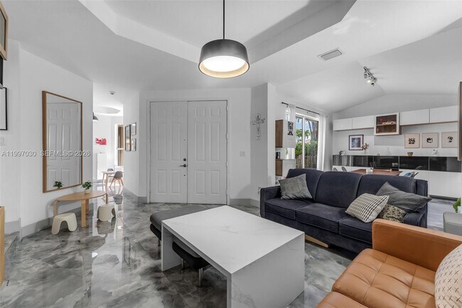 Foto del edificio - 9030 SW 162nd St