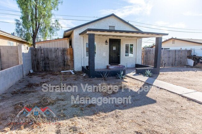 Foto del edificio - 1145 E 5th St