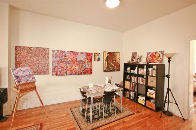 Foto del edificio - 239 Flatbush Avenue