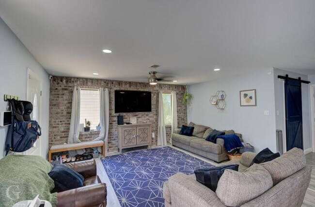 Foto del edificio - 3415 Horseshoe Trail