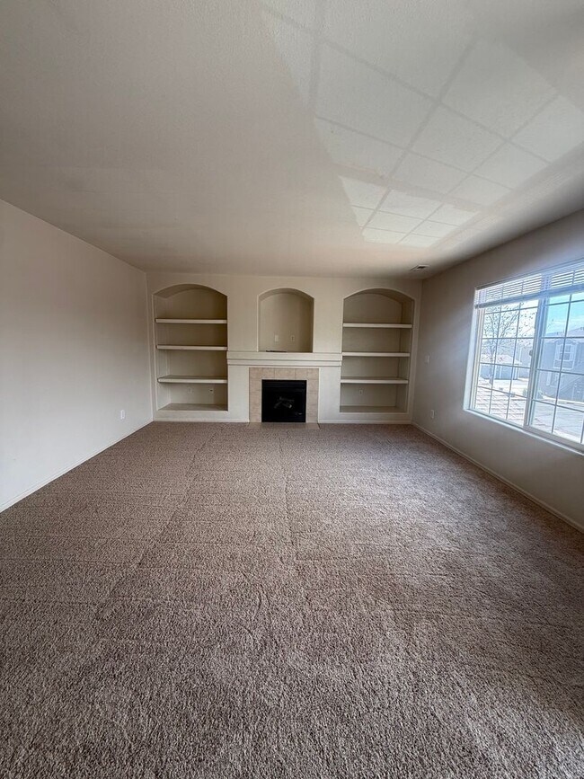 Foto del edificio - BEAUTIFUL CONDO IN WOLF RANCH!!