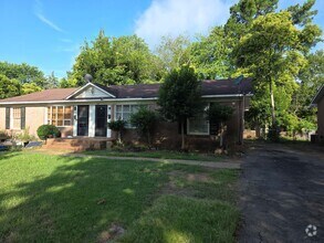 Building Photo - 3721 Driftwood Dr