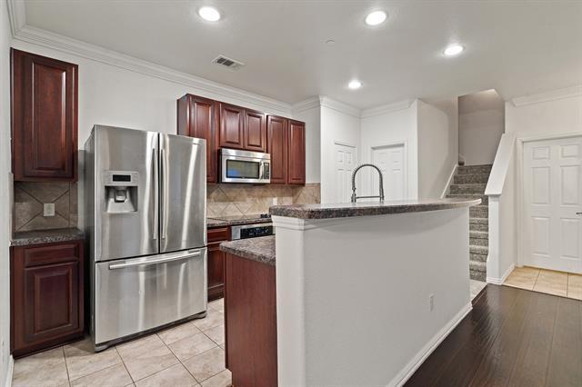 Foto del edificio - 5940 Stone Mountain Rd