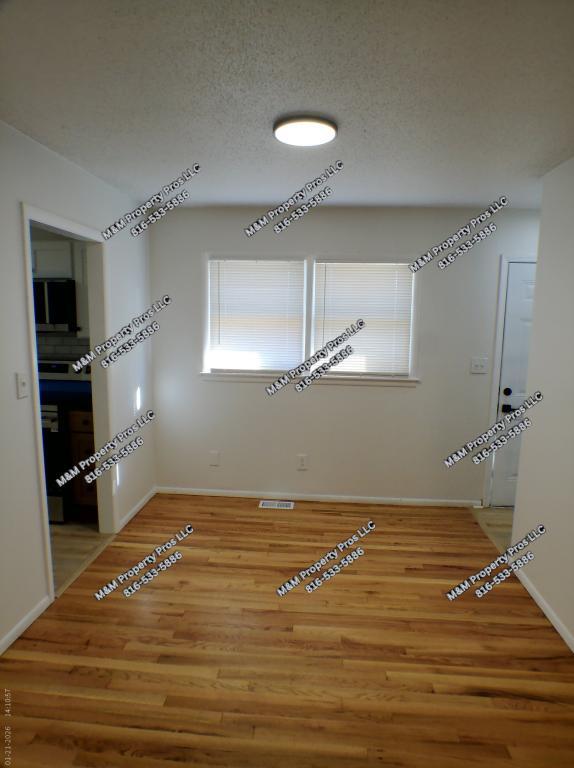 Building Photo - 12000 Armitage Dr