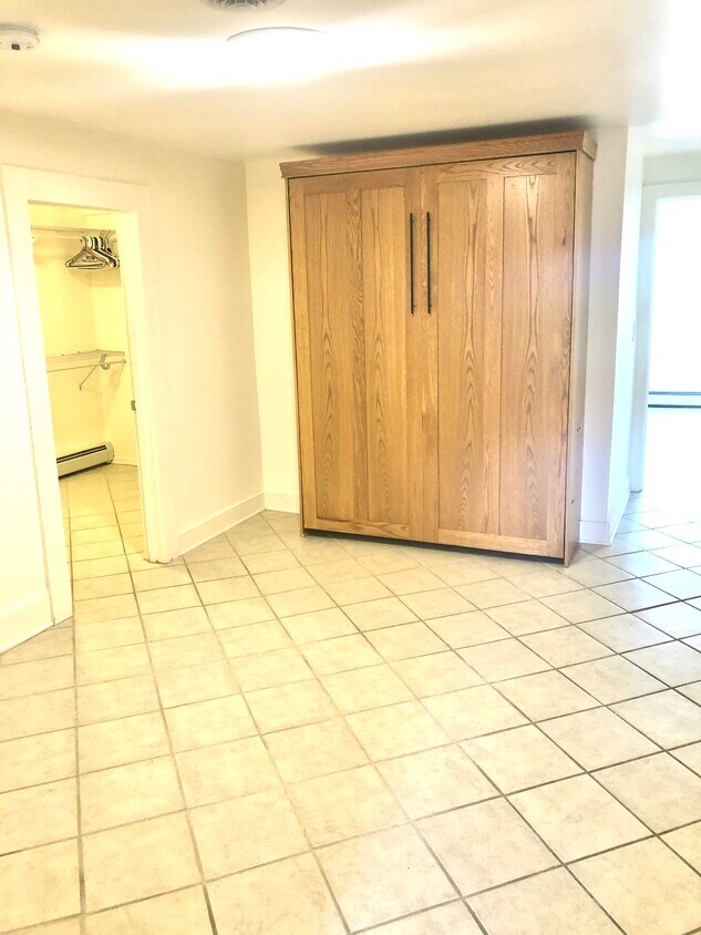 Bedroom - 253 4th St