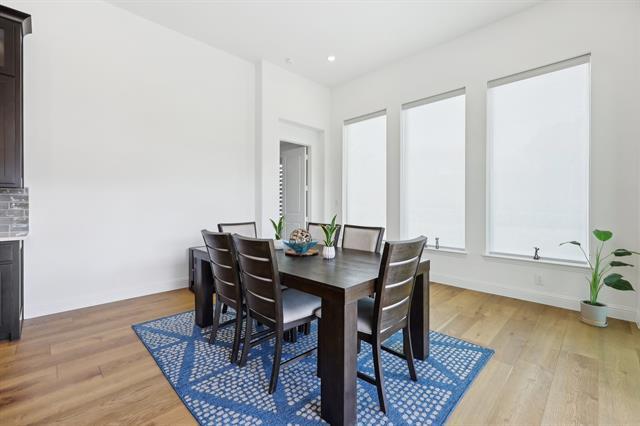 Foto del edificio - 9308 Rockmount Drive