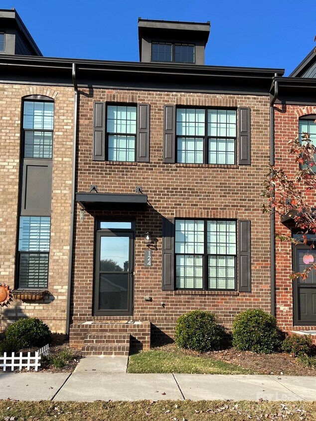 124 Linestowe Dr, Belmont, NC 28012 Townhome Rentals in Belmont NC