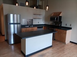 Building Photo - 300 Tijeras Ave NE