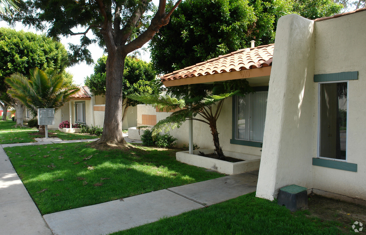 Foto del edificio - Beach Walk Apartments