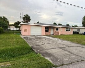 Building Photo - 160 Brooks Rd