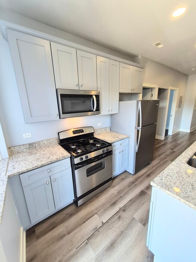 Foto del edificio - 6210 S Eberhart Ave