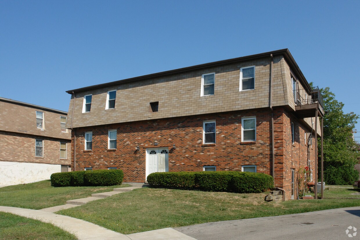Foto del edificio - 2405 Elderberry Ct