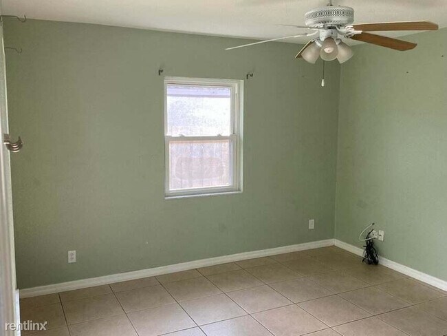 Building Photo - 3 br, 2 bath House - 5134 Norma Elaine Rd