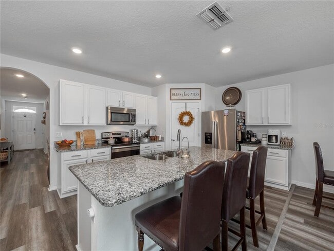 Building Photo - 409 Burnham Cir