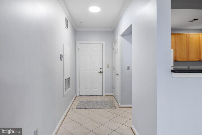 Foto del edificio - 4950 Brenman Park Dr