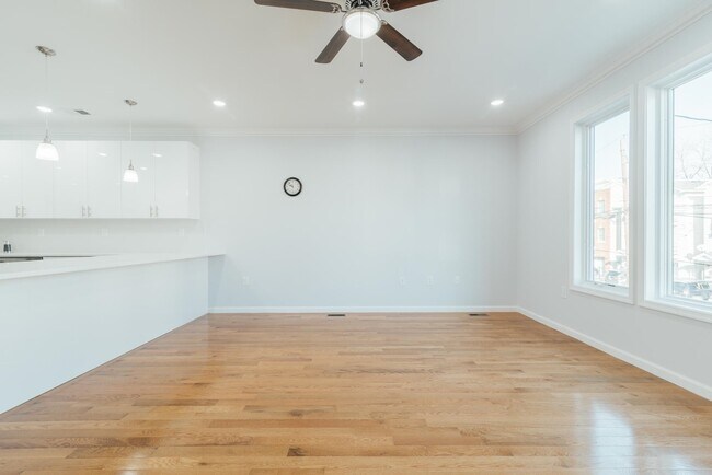 Foto del edificio - 43 Belmont Ave