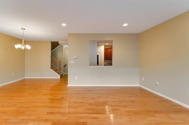 Photo - 6 Carpenter Ct Townhome